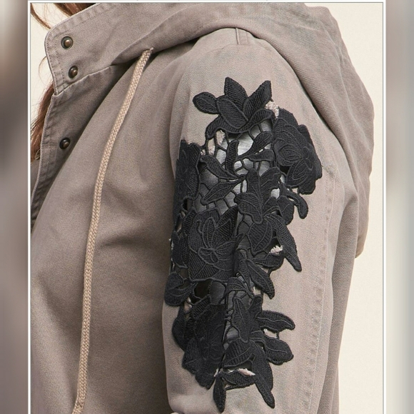 LAST ONE❗SUGAR+LIPS💋 Utility Chic Dark Olive Hoodie Jacket - Picture 3 of 7